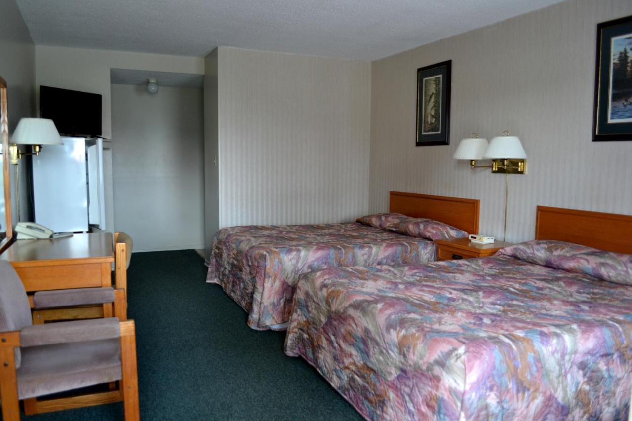 Lighthouse Motel Walkerton ภายนอก รูปภาพ